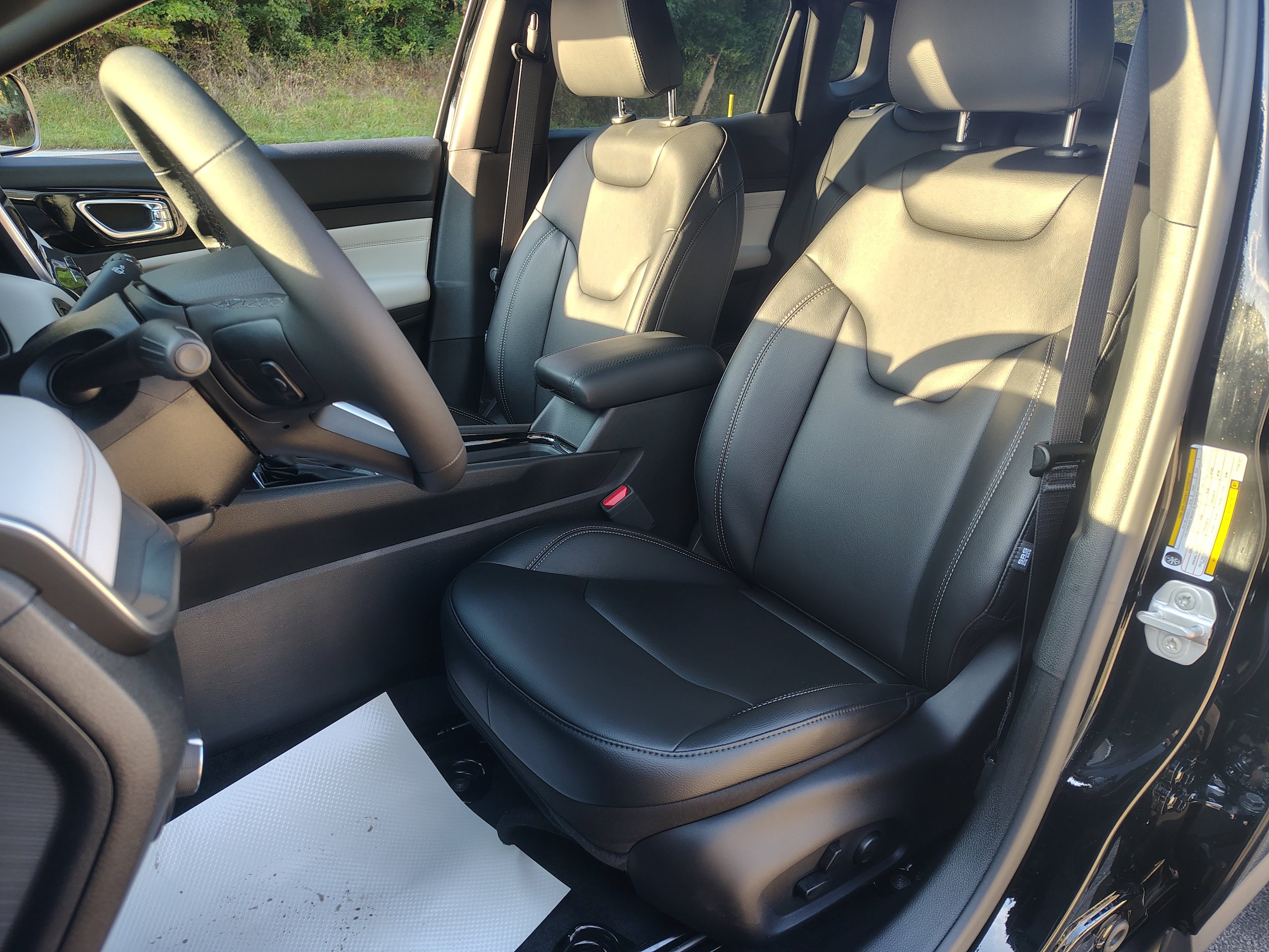 New 2026 Jeep Compass Limited AWD/4WD image 17