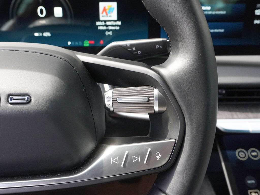 Used 2025 Lucid Air Touring AWD/4WD image 42