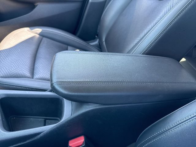 Used 2023 Buick Encore GX Essence w/ Experience Buick Package AWD/4WD image 21