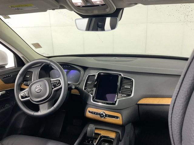 Certified 2024 Volvo XC90 T8 Plus w/ Protection Package Premier AWD/4WD image 31