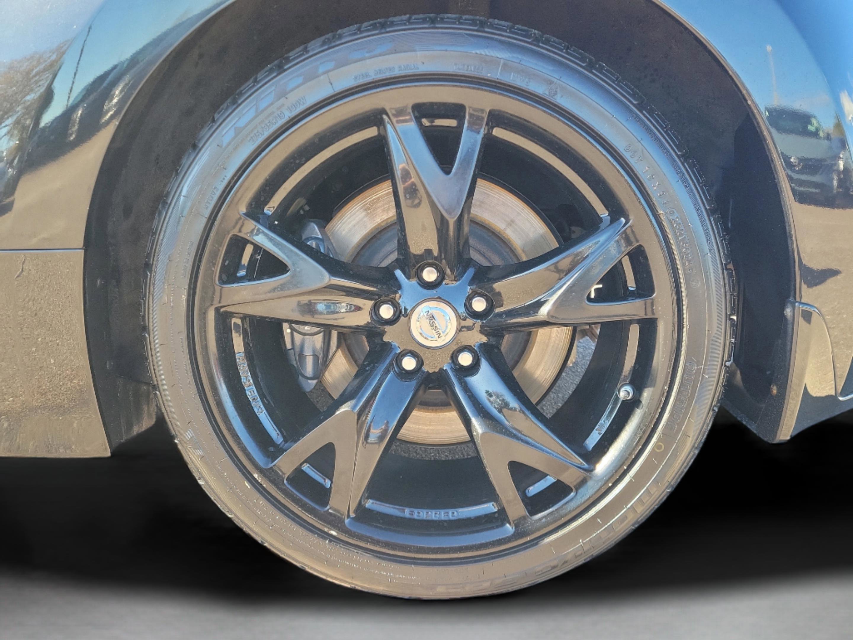 Used 2011 Nissan 370Z Touring w/ Sport Pkg image 33