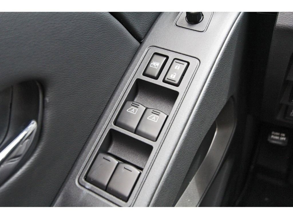 New 2026 Nissan Frontier SV w/ SV Convenience Package RWD image 15