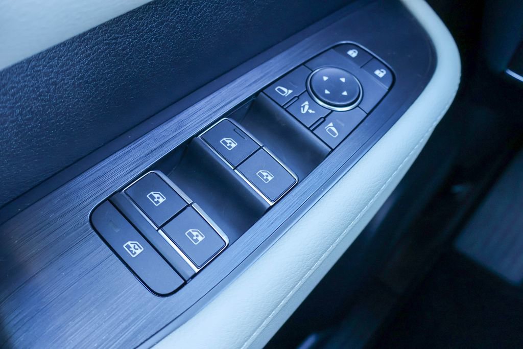 New 2026 Nissan Armada Platinum image 16