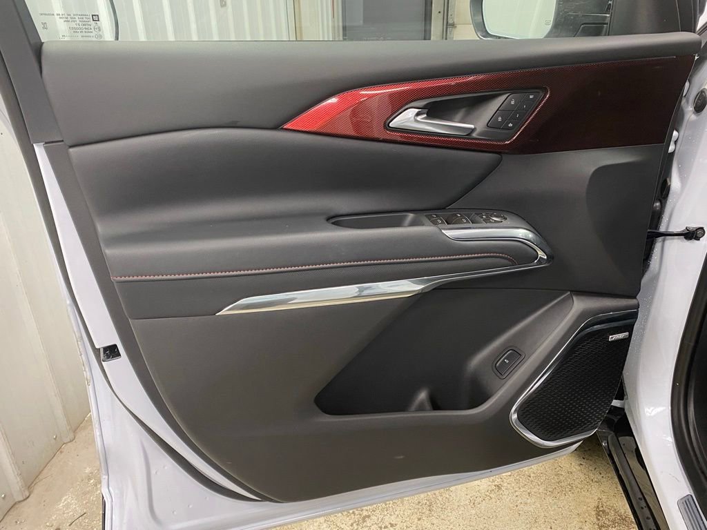 New 2026 Chevrolet Traverse RS w/ LPO, Floor Liner Package AWD/4WD image 36