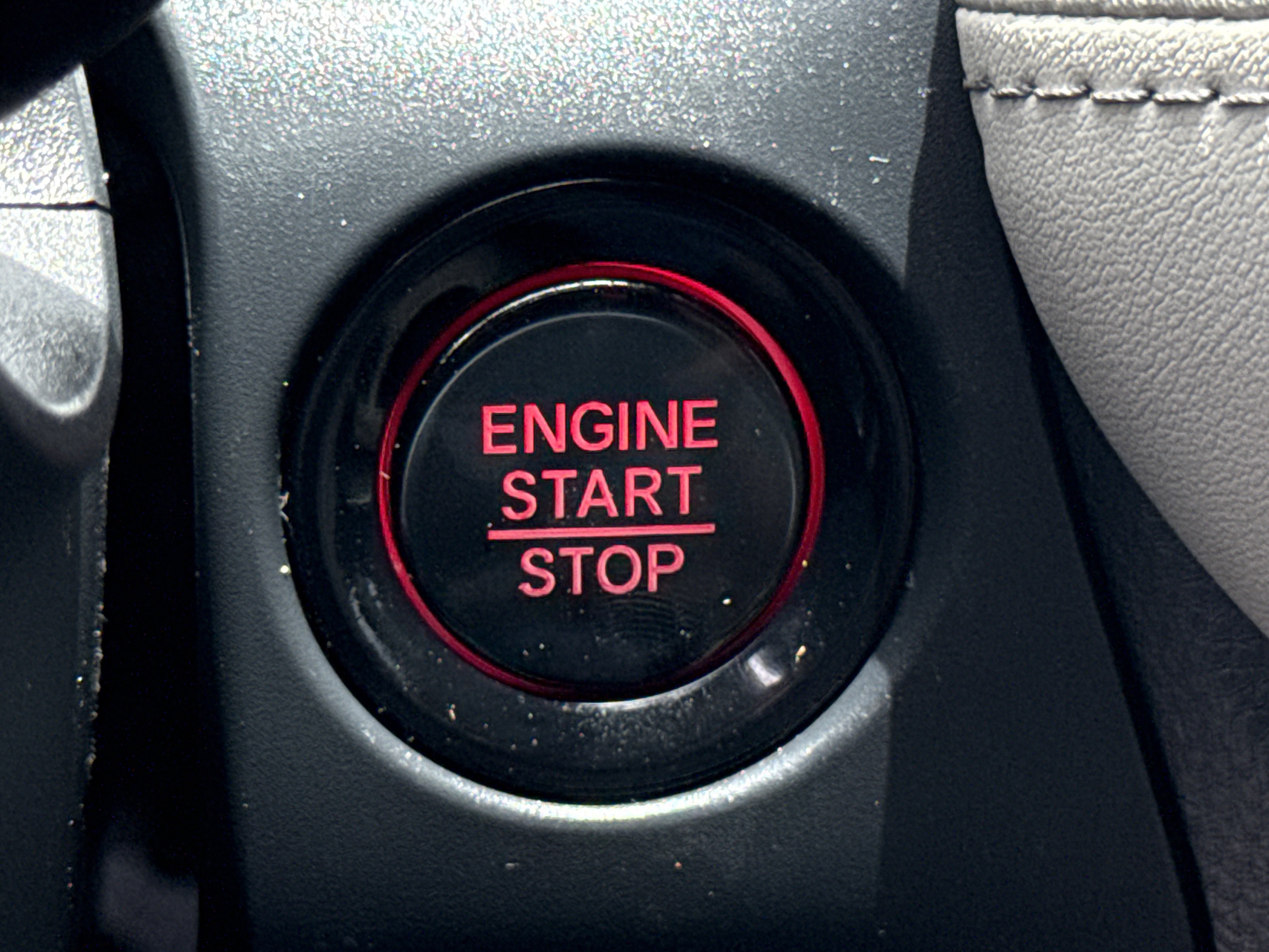 Certified 2025 Honda HR-V EX-L image 37