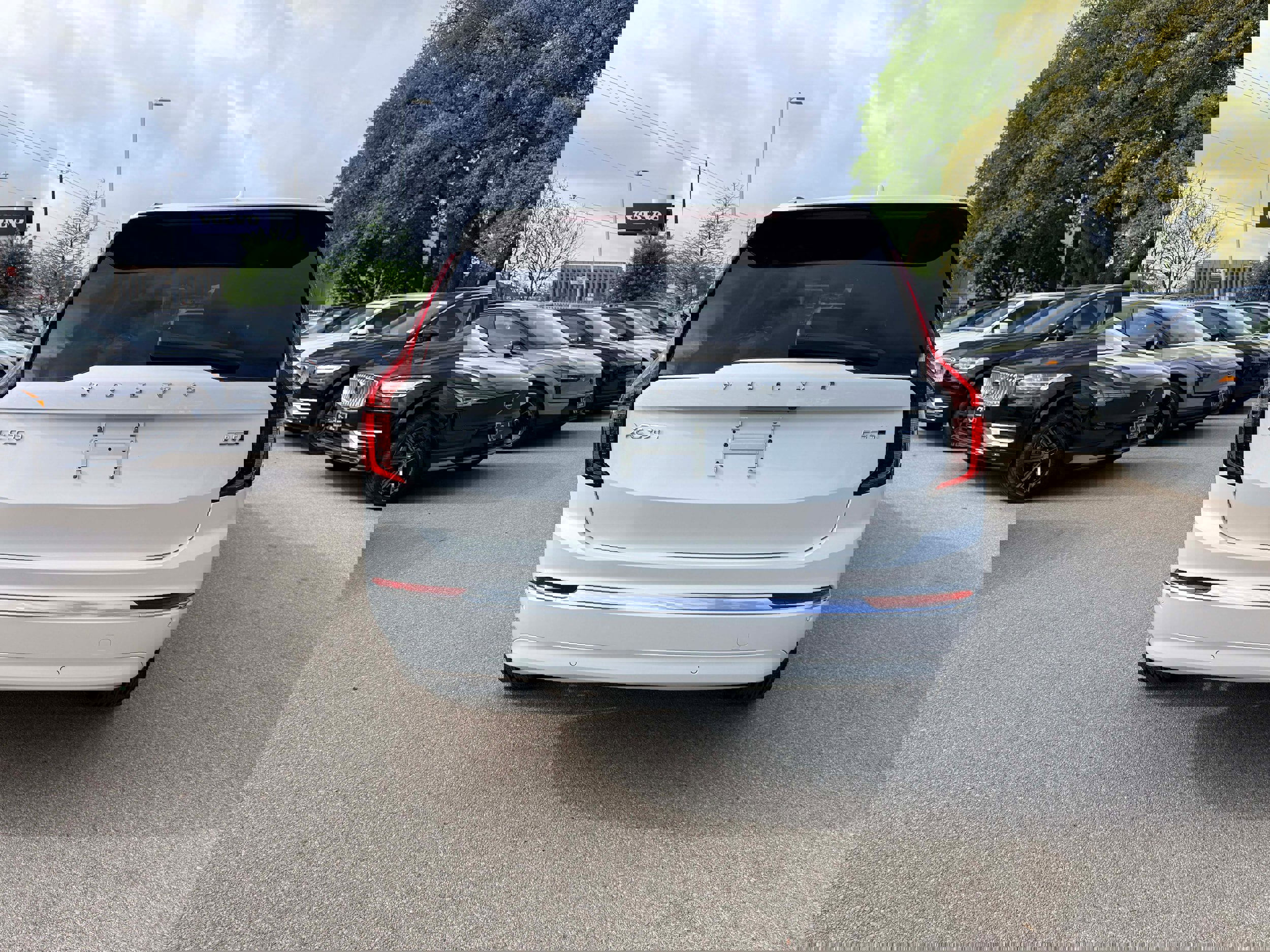 New 2026 Volvo XC90 B5 Core image 5