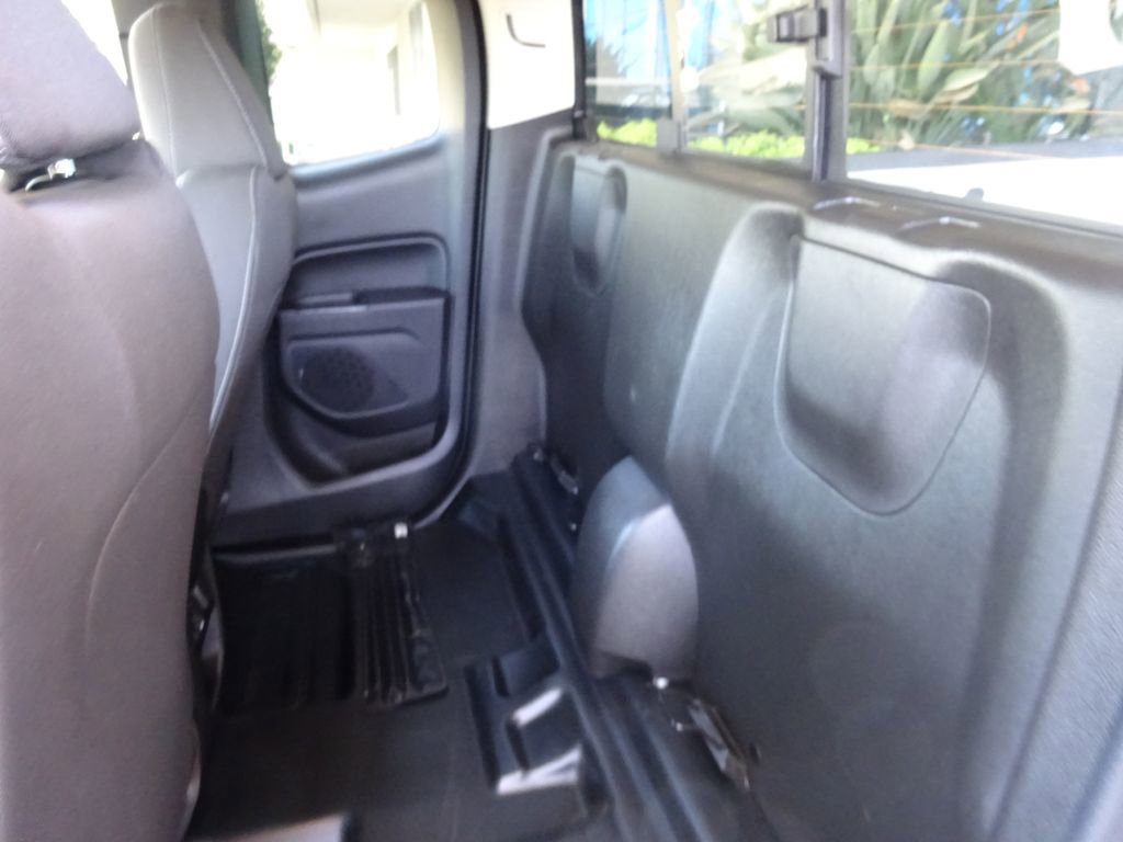 Certified 2022 Chevrolet Colorado LT w/ Fleet Safety Package image 21