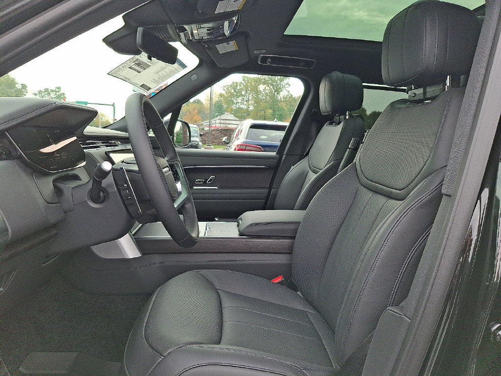 New 2026 Land Rover Range Rover SE AWD/4WD image 9