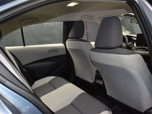 Used 2025 Toyota Corolla LE image 11