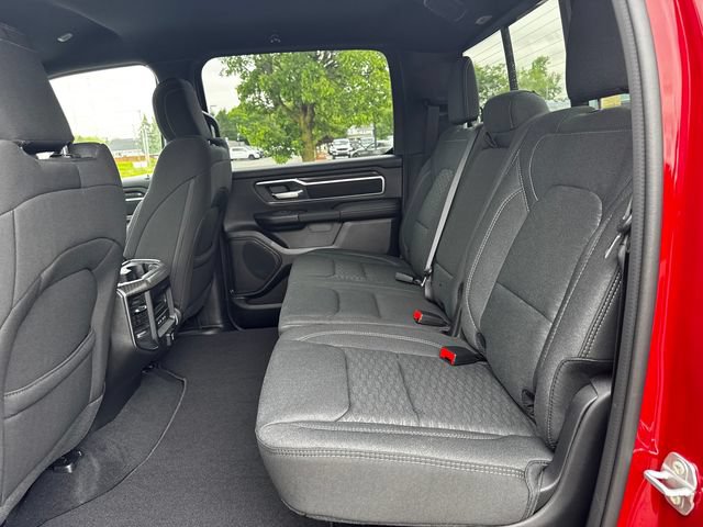 New 2026 RAM 1500 4x4 Crew Cab image 19