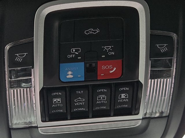 Used 2026 RAM 1500 Limited AWD/4WD image 23