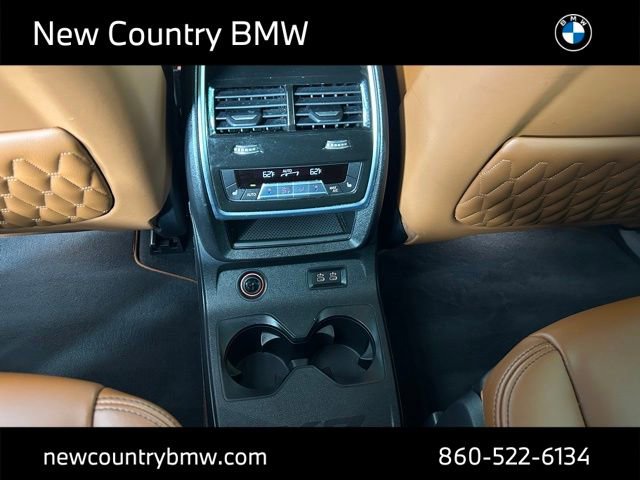 Used 2025 BMW ALPINA XB7 image 27