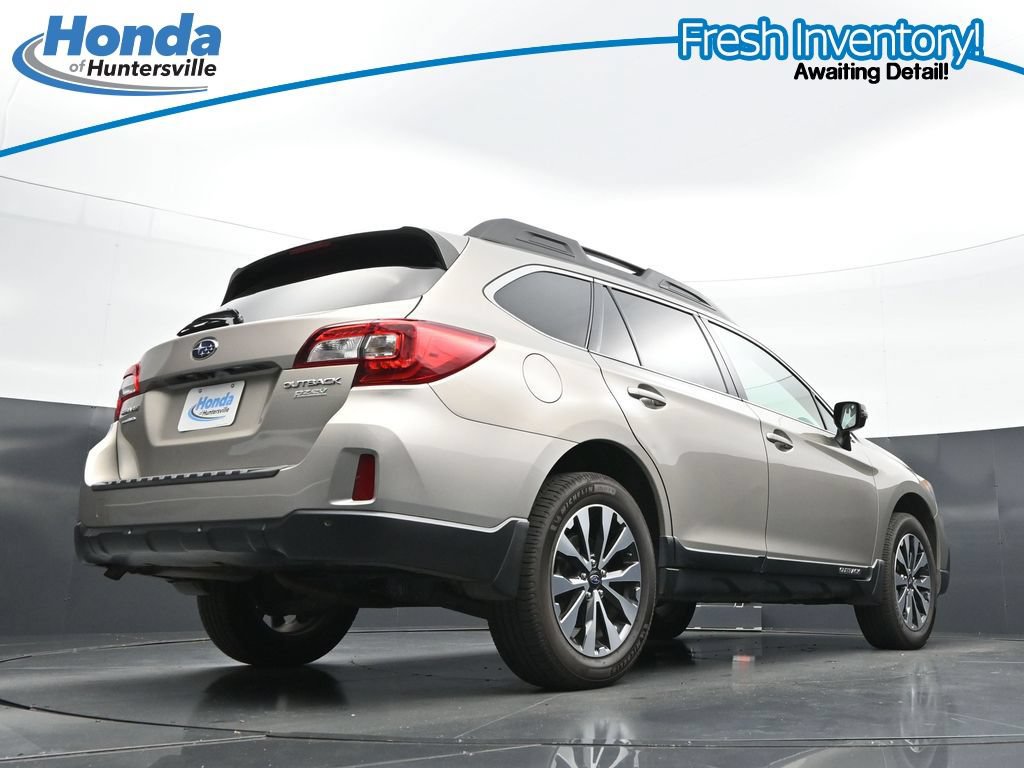Used 2017 Subaru Outback 2.5i Limited AWD/4WD image 32