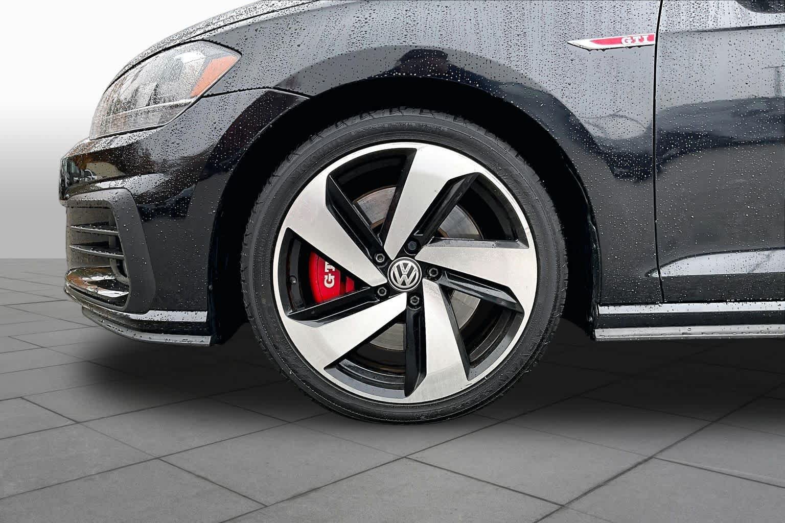 Used 2021 Volkswagen GTI S FWD image 11