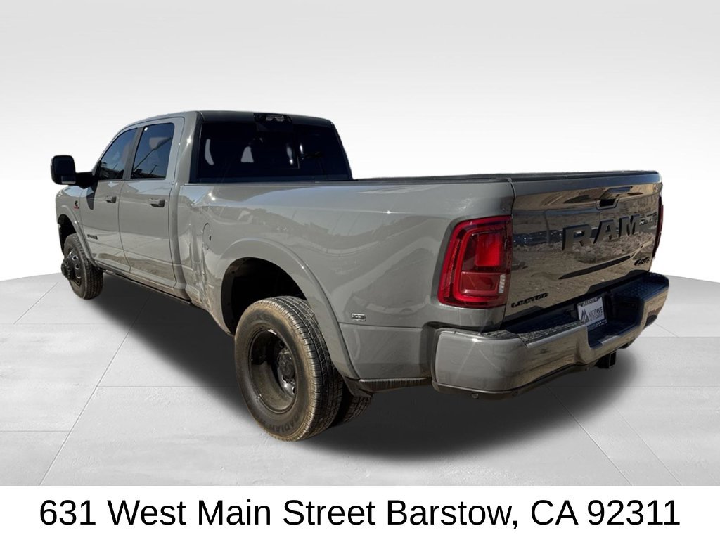 Used 2025 RAM 3500 Limited AWD/4WD image 6