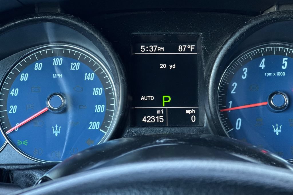 Used 2016 Maserati GranTurismo Sport RWD image 23