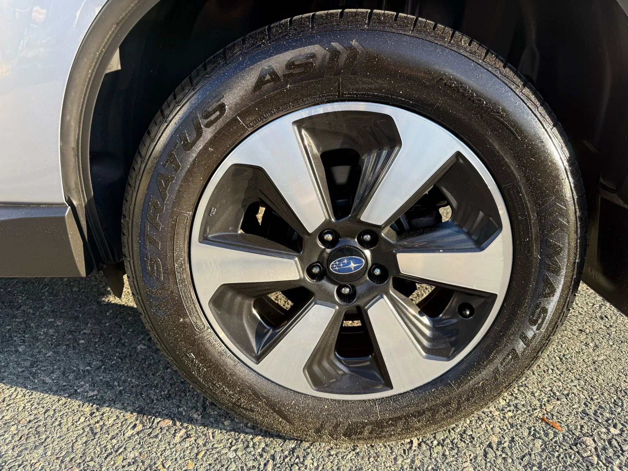 Used 2017 Subaru Forester 2.5i Premium w/ All-Weather Package image 11