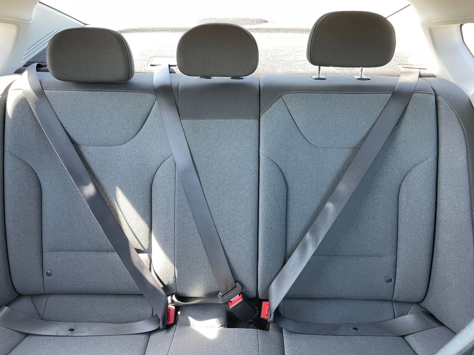 Used 2025 Kia K4 LXS image 38