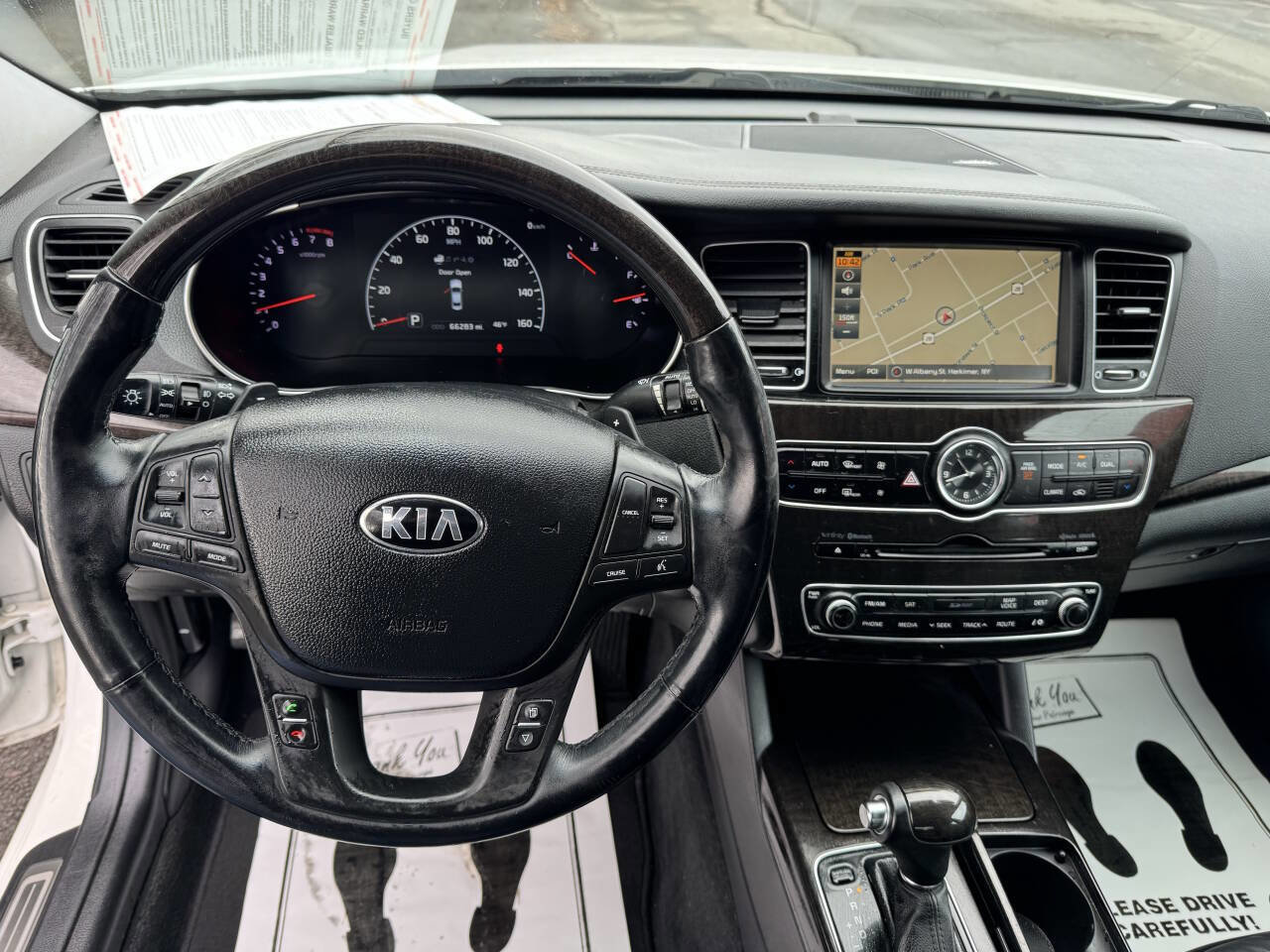 Used 2015 Kia Cadenza Premium w/ Luxury Package image 4