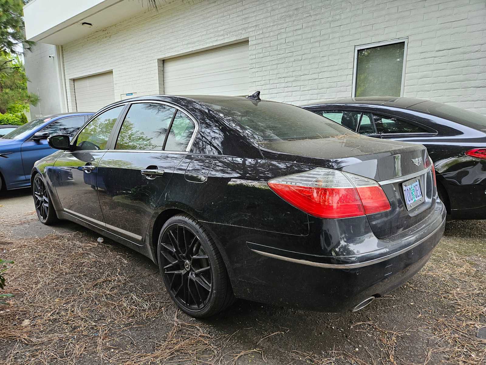 Used 2011 Hyundai Genesis 4.6 RWD image 6