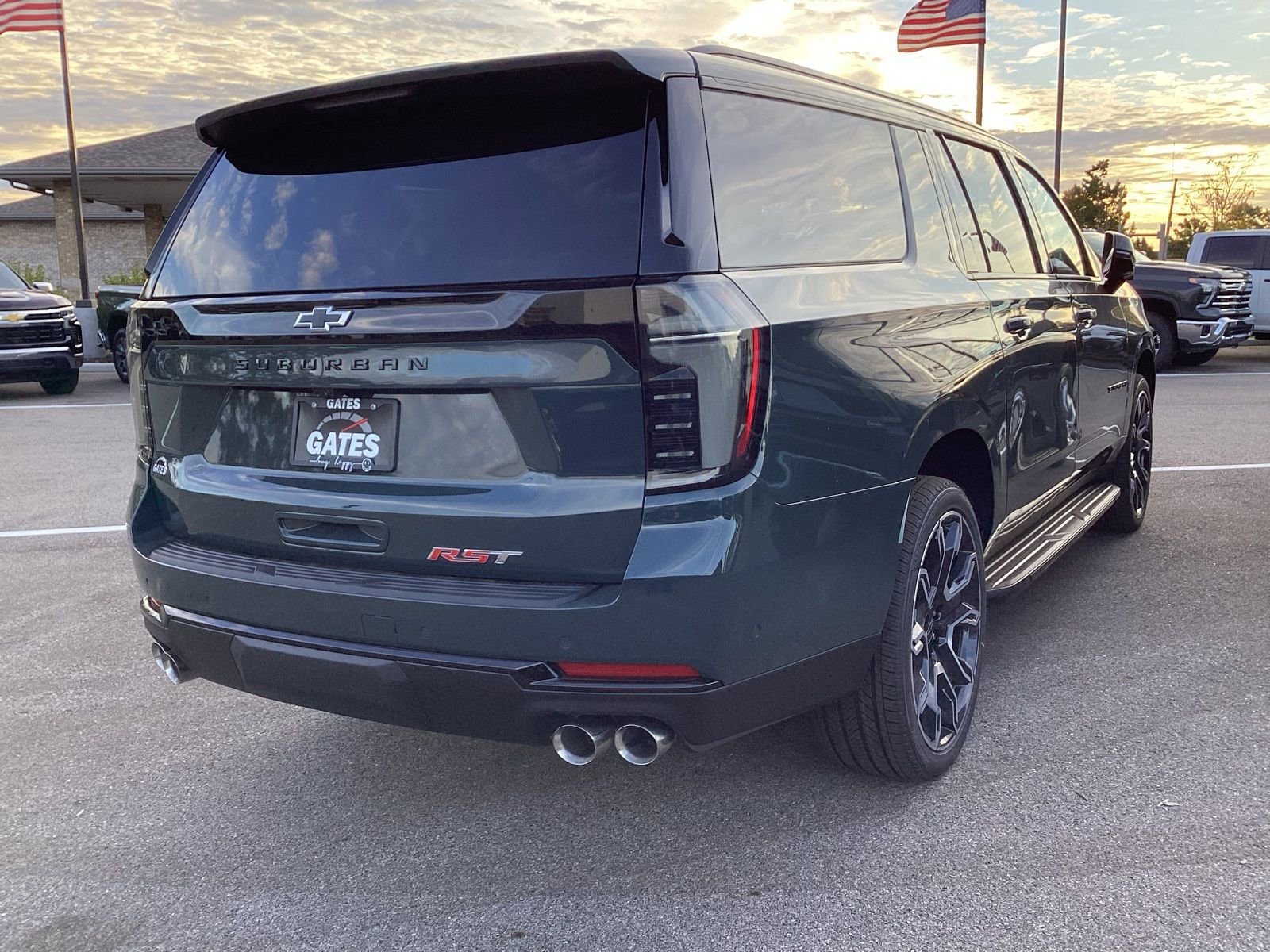 New 2026 Chevrolet Suburban RST w/ RST Capability Package image 4