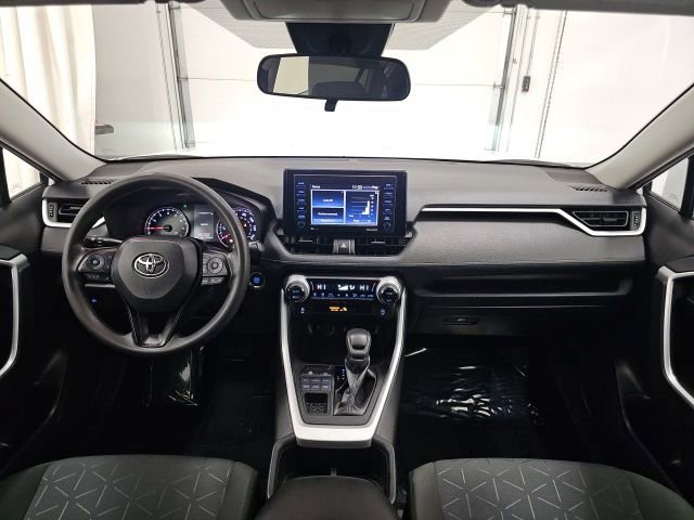 Certified 2022 Toyota RAV4 XLE image 31