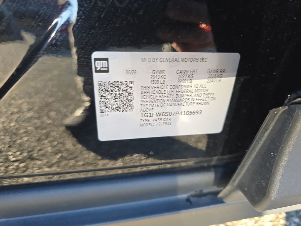 Certified 2023 Chevrolet Bolt LT w/ Driver Confidence Package image 35