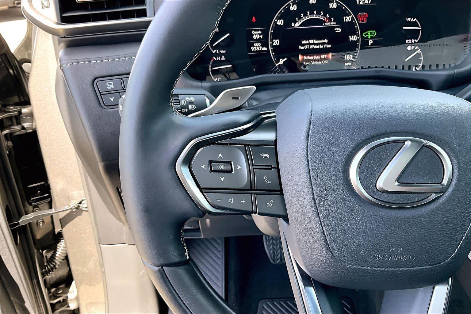 Used 2024 Lexus LX 600 4WD w/ Appearance Package image 22