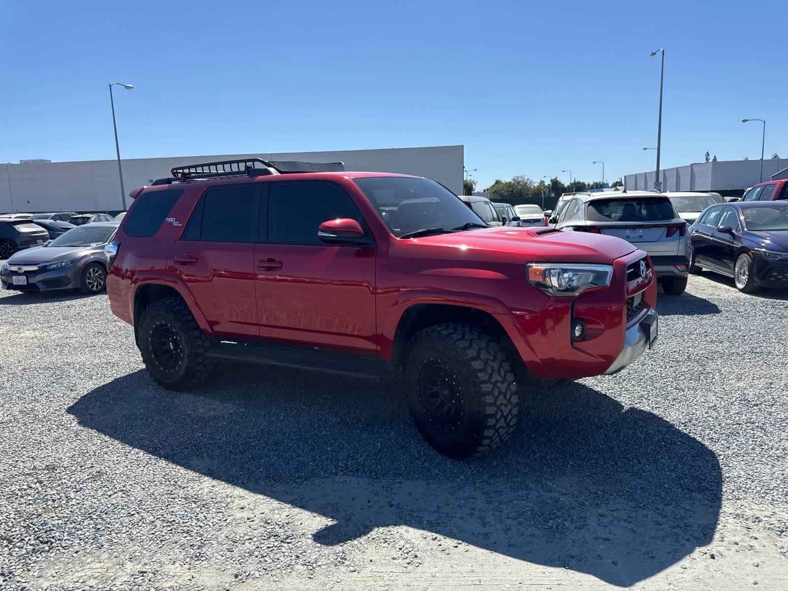 Used 2023 Toyota 4Runner TRD Off-Road Premium AWD/4WD image 2
