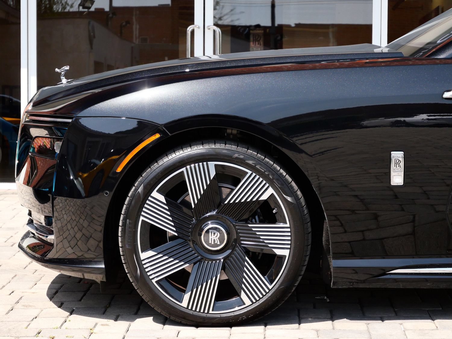 Certified 2025 Rolls-Royce Spectre w/ Spectre Launch Package AWD/4WD image 12