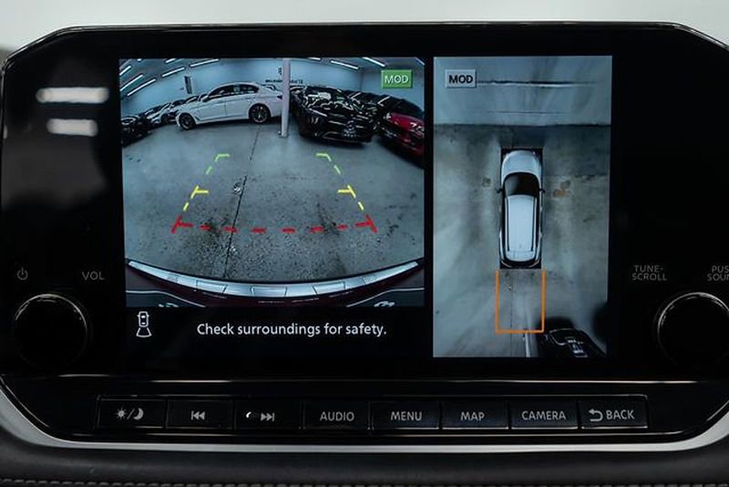 Used 2023 Nissan Rogue Platinum w/ Platinum Premium Package image 26