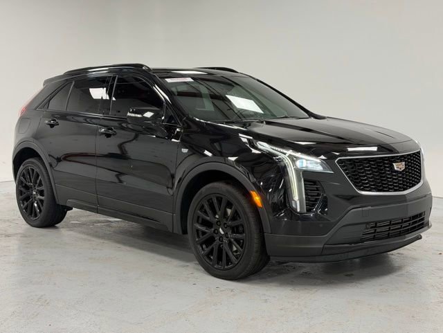 Used 2023 Cadillac XT4 Sport w/ Cold Weather Package image 6