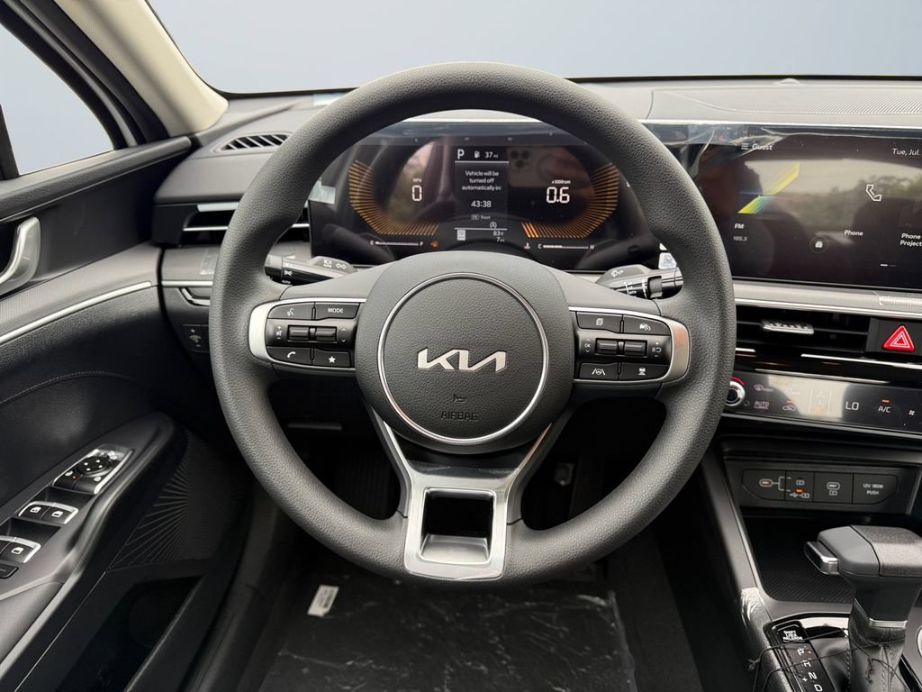 New 2026 Kia K5 LXS FWD image 12