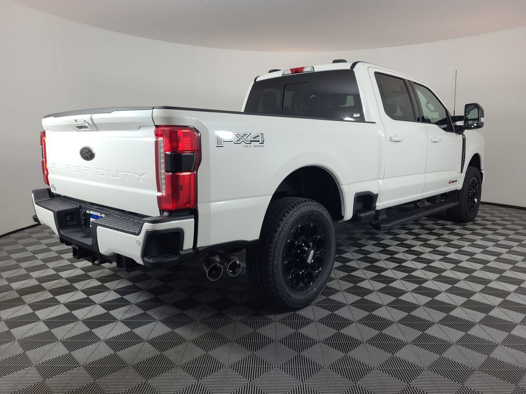 New 2026 Ford F250 Lariat w/ Black Appearance Package AWD/4WD image 3