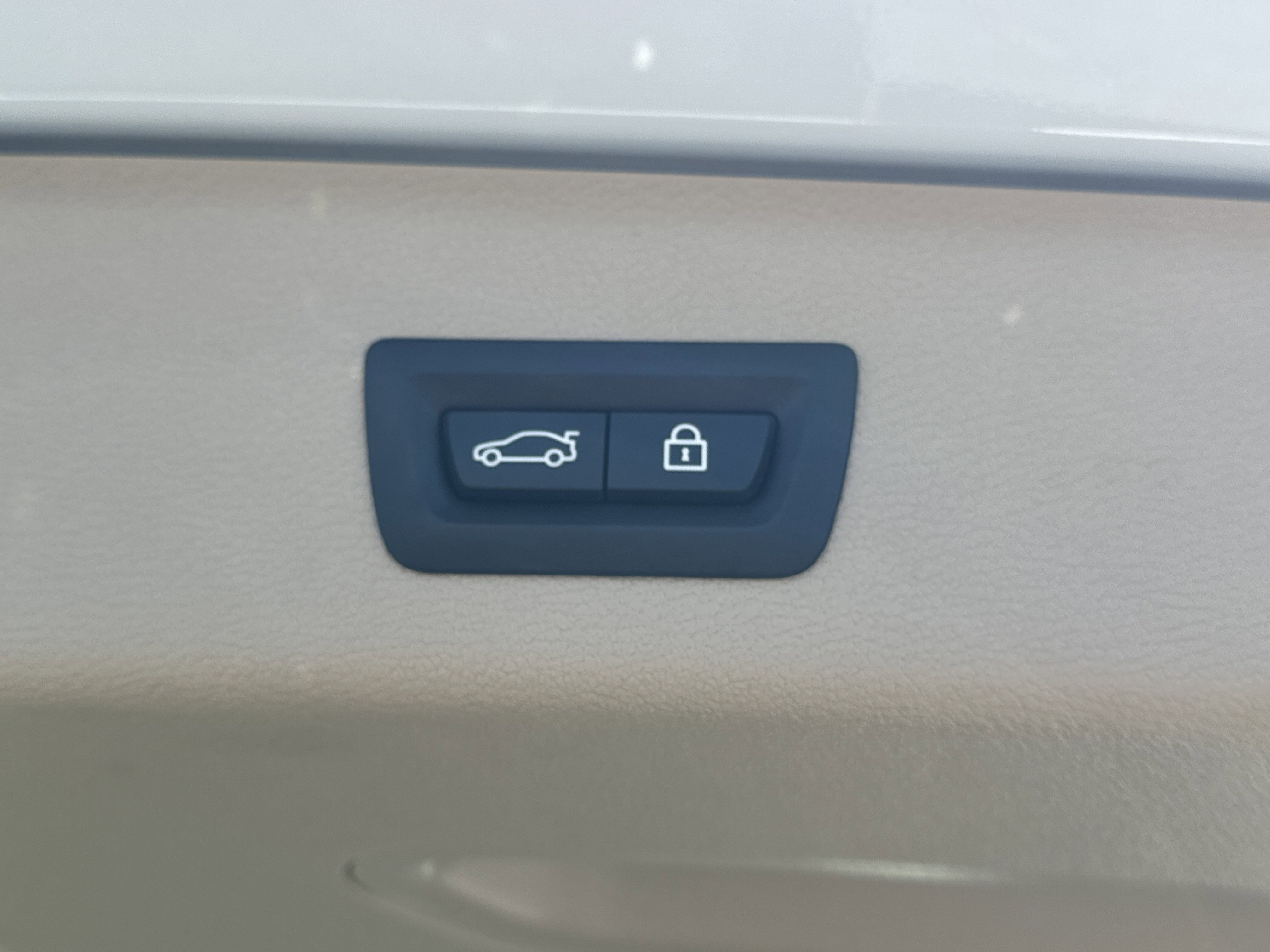 Used 2017 BMW X3 xDrive28i image 15