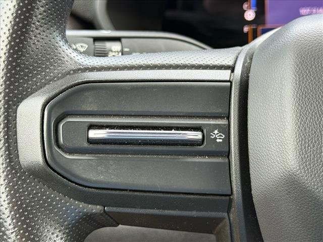 Used 2023 Chevrolet Colorado W/T image 23