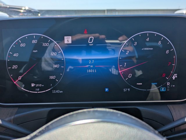 Used 2025 Mercedes-Benz CLE 300 4MATIC Coupe image 19