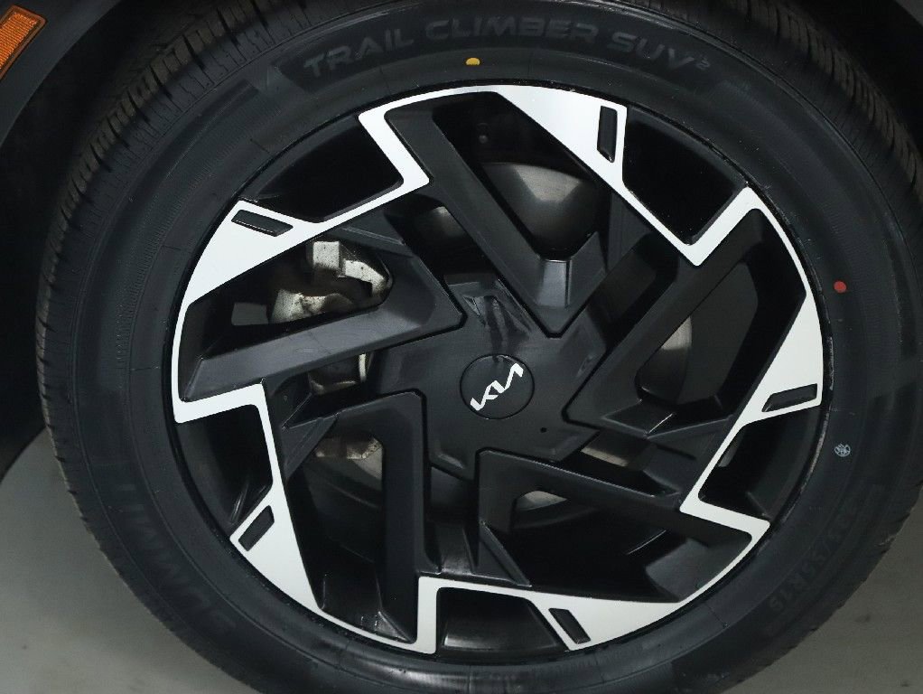 Used 2023 Kia Sportage SX image 41