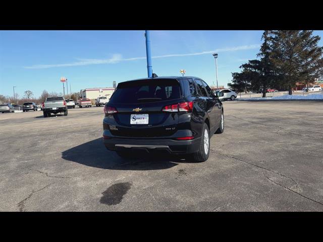 Used 2023 Chevrolet Equinox LT image 31