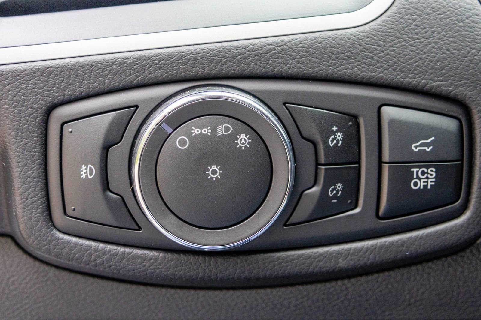 New 2024 Ford Edge SEL w/ Convenience Package image 21