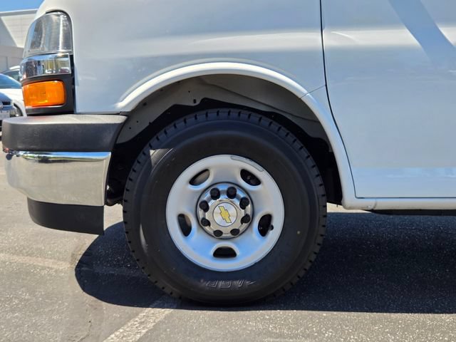 Used 2024 Chevrolet Express 3500 LT w/ LT Preferred Equipment Group RWD image 9