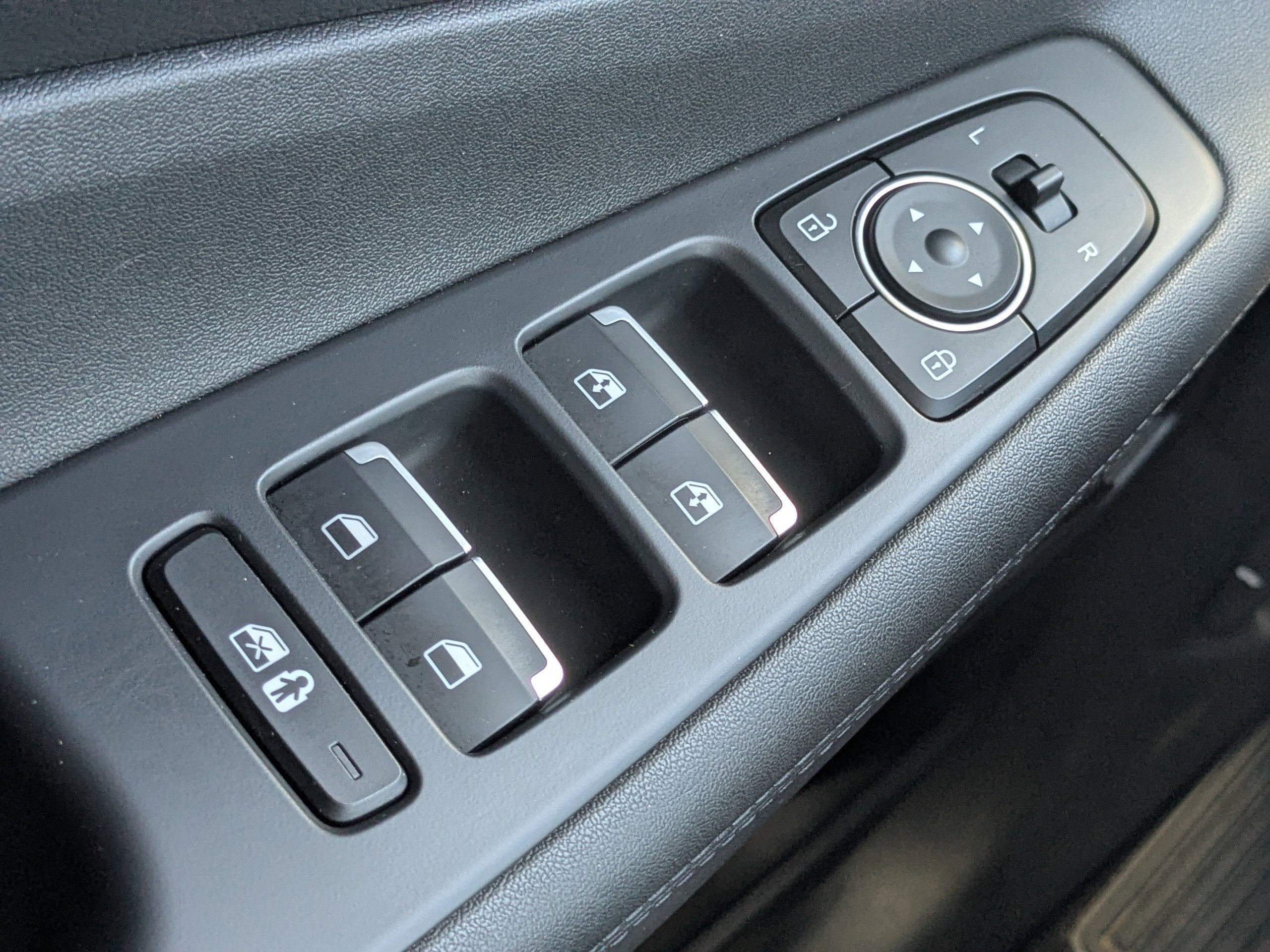 Used 2023 Hyundai Santa Fe SEL image 29