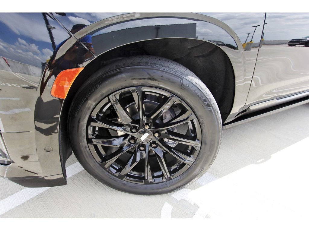 Certified 2024 Cadillac Escalade Sport Platinum w/ LPO, ONYX Package image 33