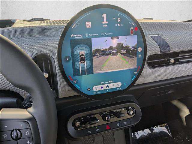 Used 2025 MINI Cooper 2-Door Hardtop image 13