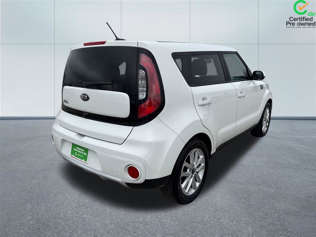 Used 2018 Kia Soul + image 6
