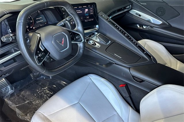 Used 2021 Chevrolet Corvette Stingray Convertible w/ Z51 Performance Package image 14