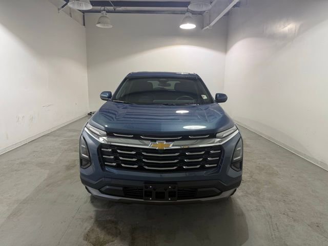 New 2026 Chevrolet Equinox LT image 2