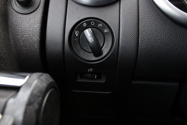 Used 2010 Mercury Mountaineer Premier image 8