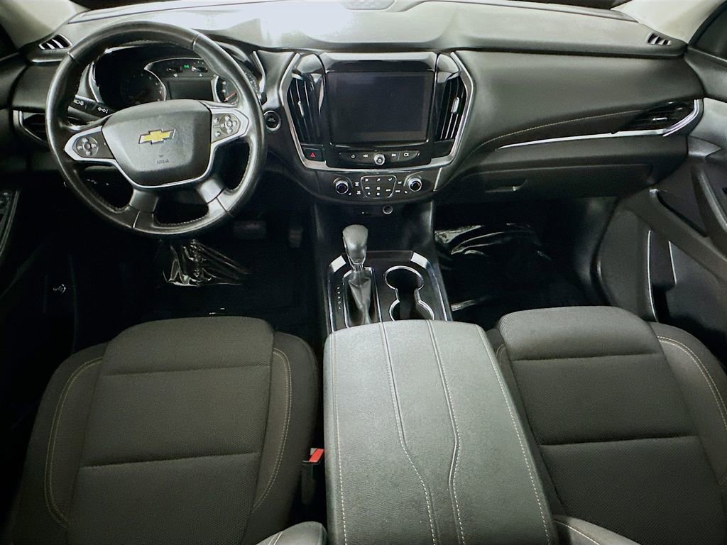 Used 2021 Chevrolet Traverse LT FWD image 17