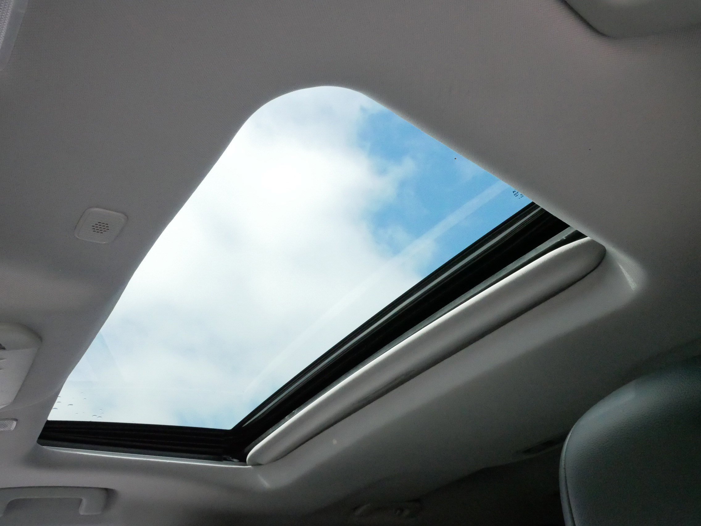 Certified 2024 Toyota Highlander XLE image 32